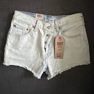 Levi’s Light washed 501 Mid rise shorts BRAND NEW WITH TAGS SIZE 27
